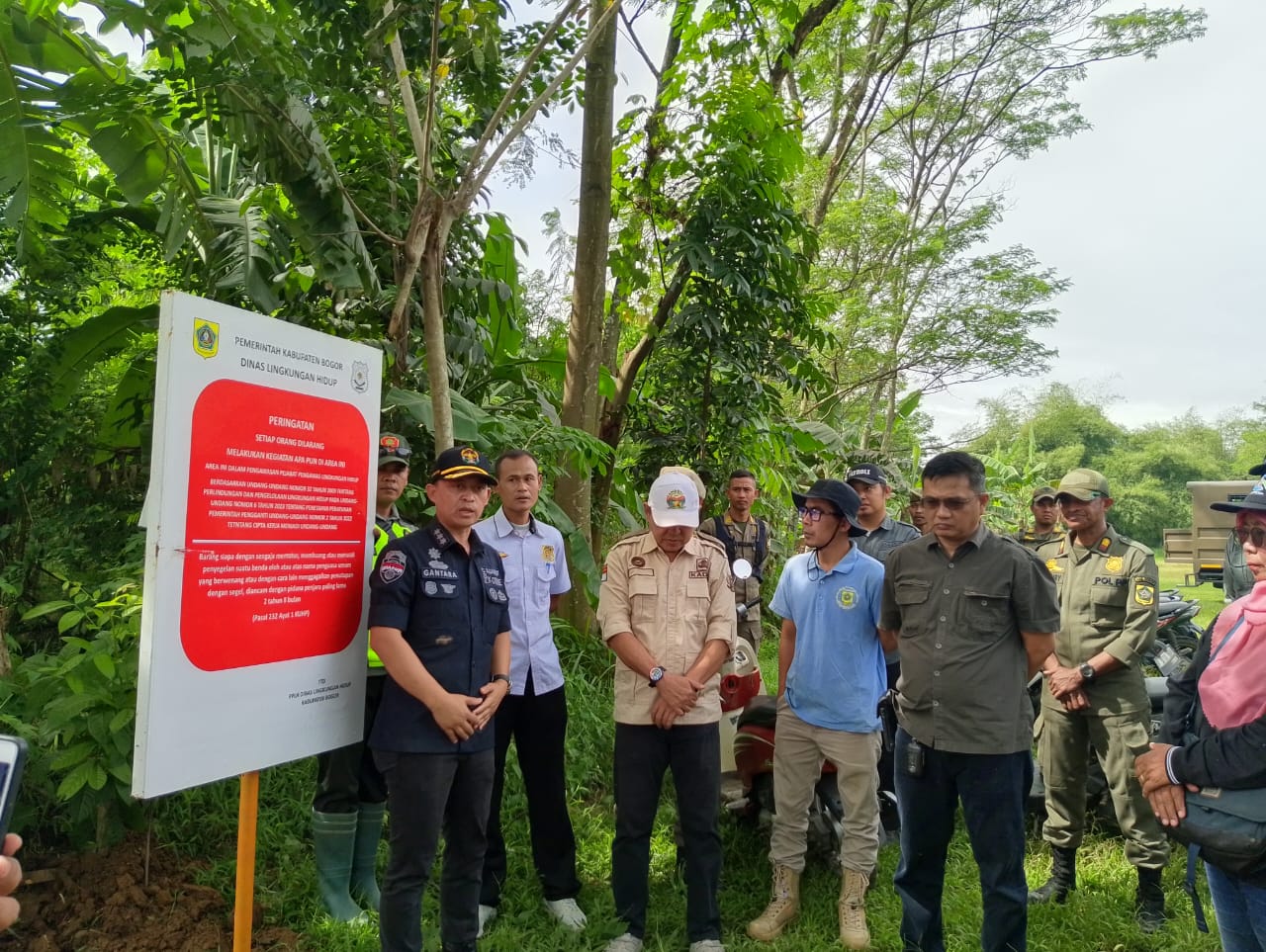 Penyegelan TPA Ilegal Desa Cicadas dan Desa Wanaherang Kecamatan Gunung Putri