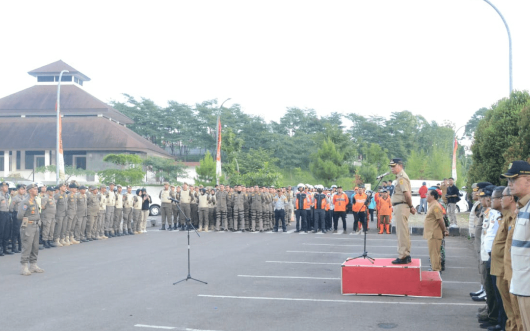 Penertiban Bangunan Tanpa Izin dan Pedagang Kaki Lima di sekitar Jalan Raya Puncak