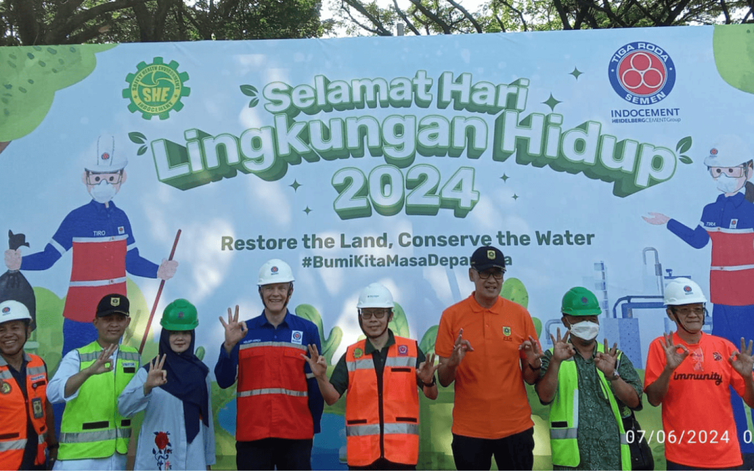 Kolaborasi Peduli Lingkungan: Dinas Lingkungan Hidup Kabupaten Bogor dan PT Indocement Tunggal Perkasa, Tbk Gelar “Clean Up Day”